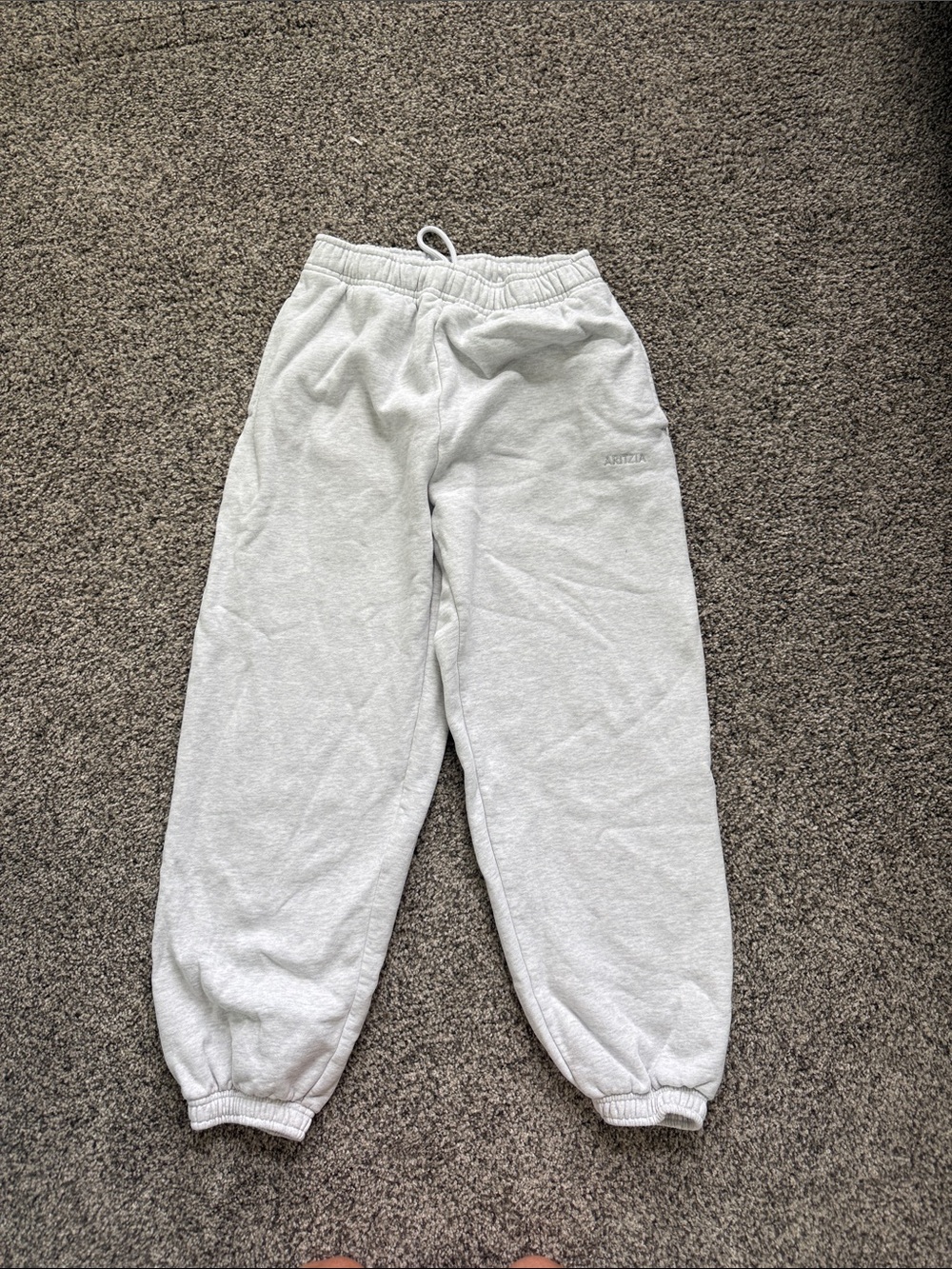 Aritzia Mega Fit Grey Sweatpants - XS